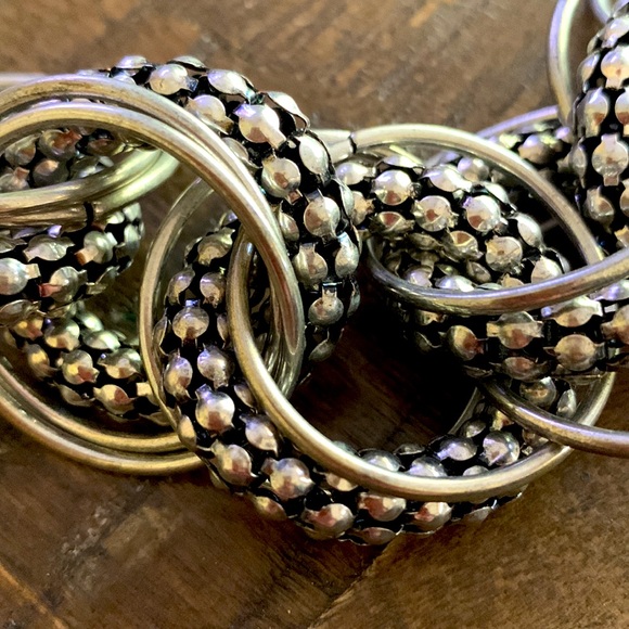 Eben Silver Circle Necklace - Picture 2 of 7